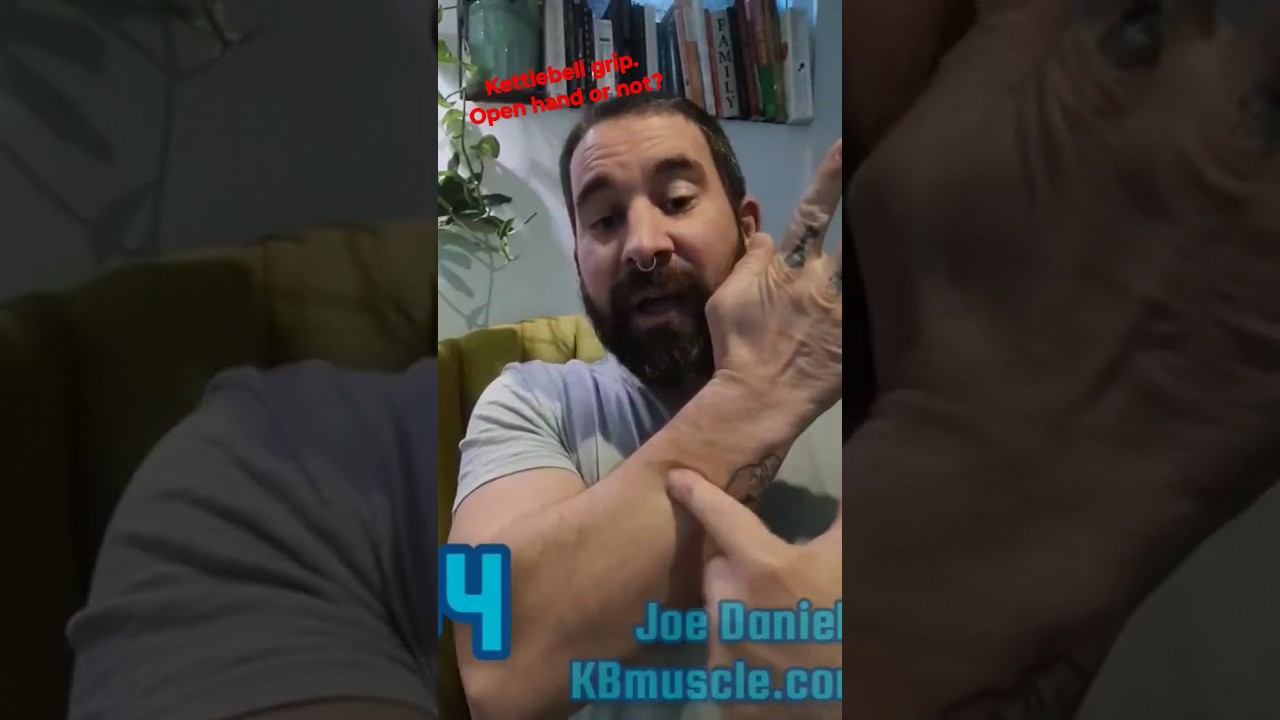 Open Handed Kettlebell Grip? 🤔