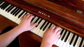 Video thumbnail of "Raudoni Vakarai-Ieva Piano Versija"