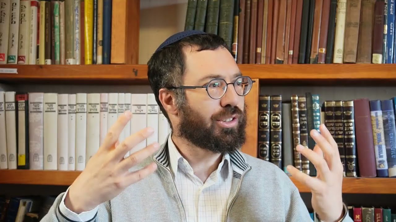 הרב אלחנן ניר: להסכים לפרוץ את כל המנעולים, או: למה שותים בפורים?