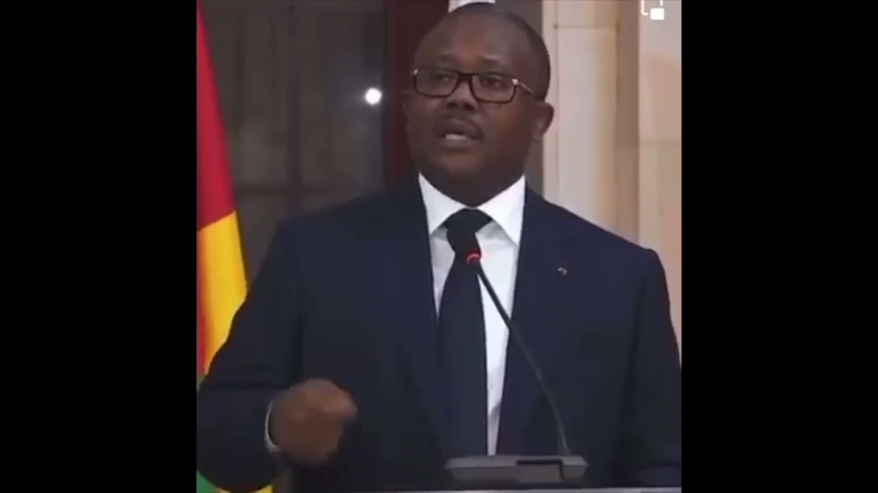 EMBALÓ, ESSE VIGARISTA QUE CHEGOU AO PODER PELA FRAUDE