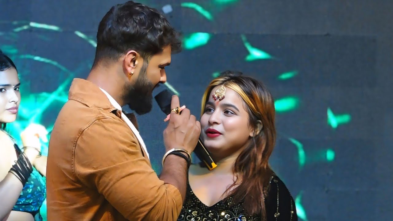 खेसारी लाल को एक लड़की से प्यार हुआ | खुले मंच बोली प्यार का इज़हार khesari Lal Gopalganj show 