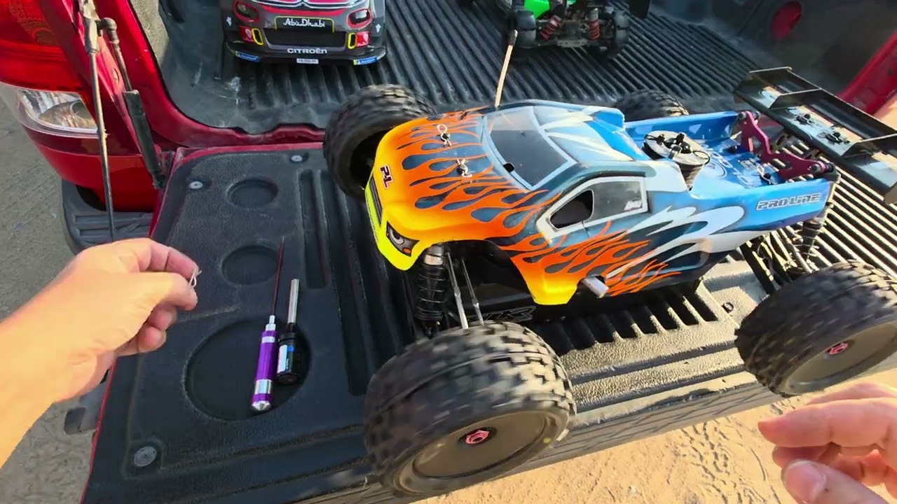 Let's have some Fun with Nitro Cars 