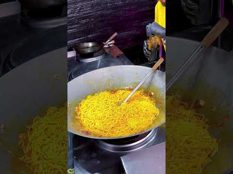 Resepi MEE GORENG UNTUK 30 ORANG MAKAN (Fried Noodle For 30 Pax)