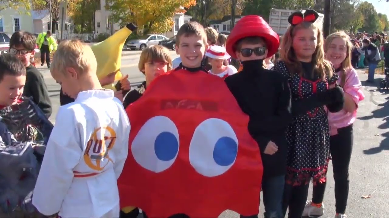 Pollard School Halloween Parade 2011