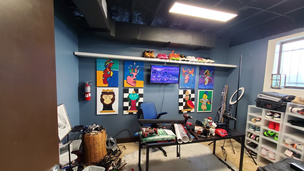 Setting Up My Podcast & Future Food Review Studio | Behind the Scenes Live!