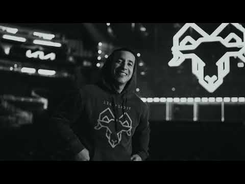 Daddy Yankee - Enchuletiao (Visualizer Oficial)