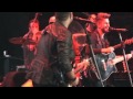 Brad Paisley pranks the Swon Brothers in Green Bay