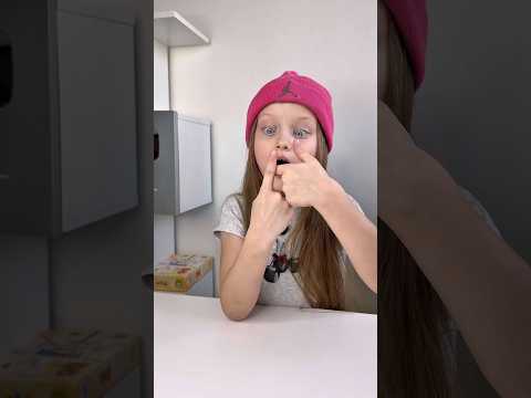 Фокус с пальцем #magic #tricks #magictricksvideos #tutorial #фокус #фокусыдлядетей #miralike #fyp