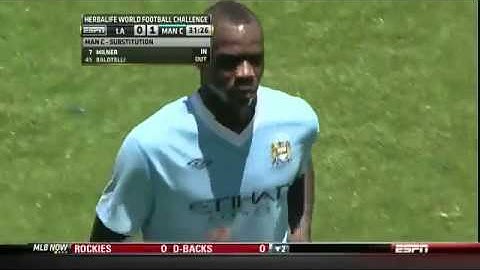 Balotelli failed trick shot