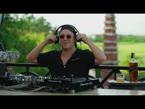 Victor Porfidio | Pronoia Sessions from Café Marietta, Casa de Campo - Rep. Dominicana