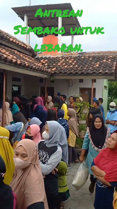 Berjubel jubel Antrean jatah beras miskin. #shorts