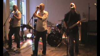Download lagu Supertronics Day Tripper -cover