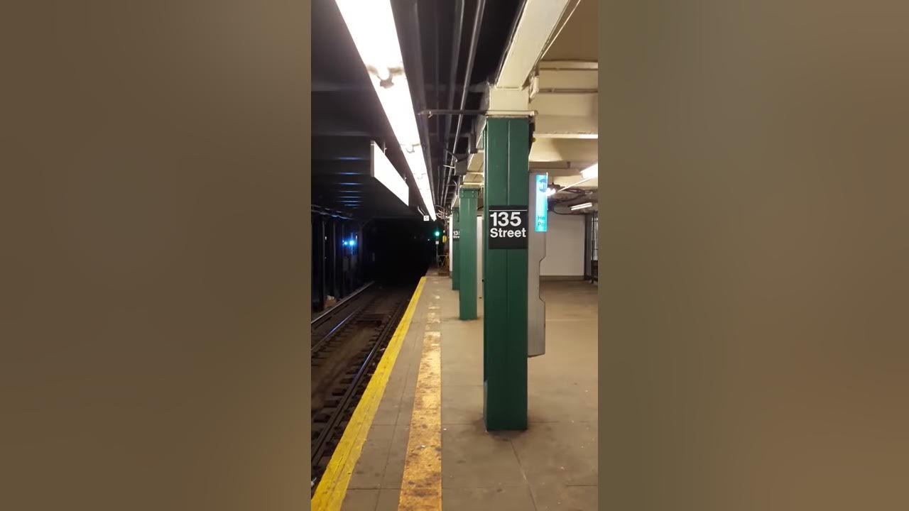 Subway New York Sound - 135th station