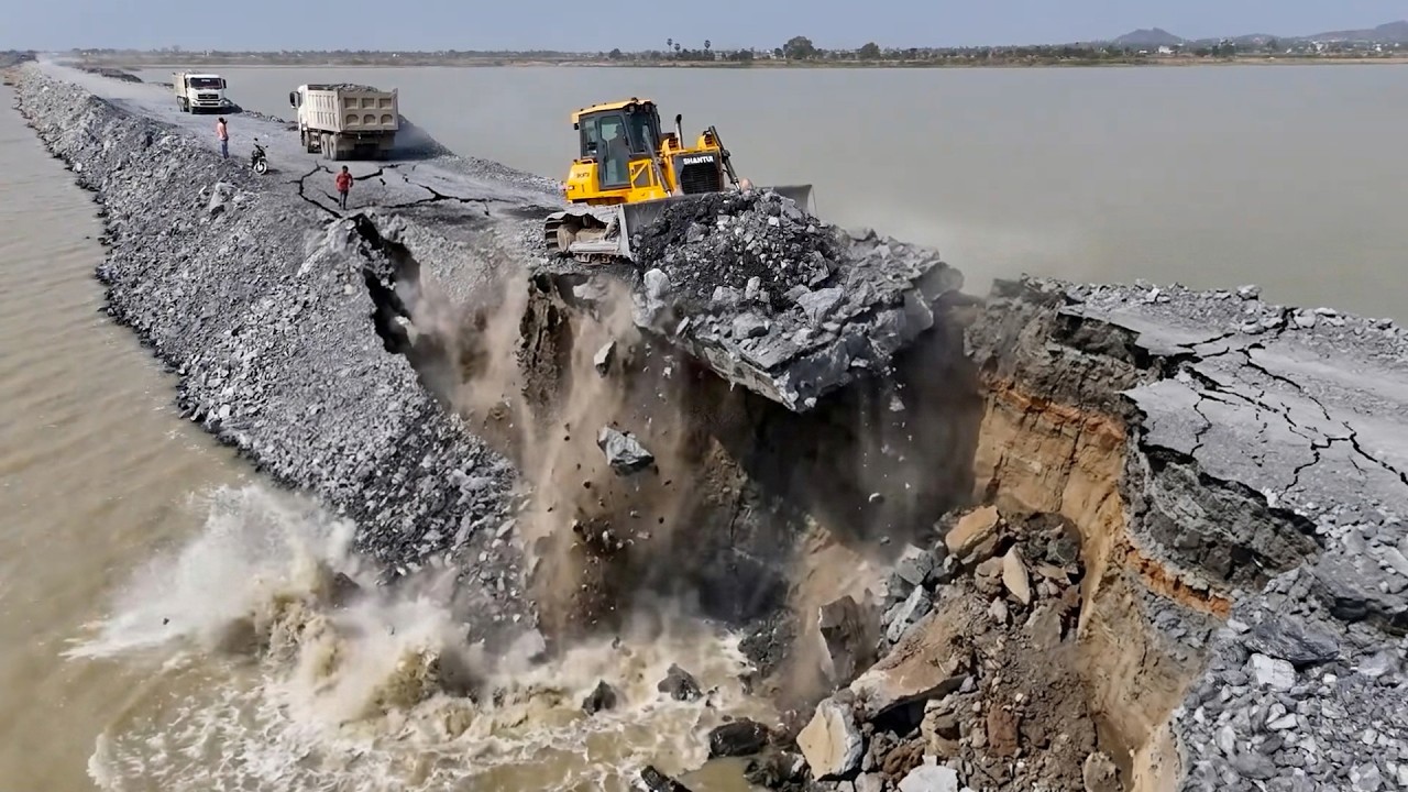 Best Activities Additional Filling Stone Along Land Boundary Collaborative Task Process Bulldozer