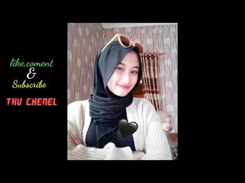 Kumpulan tiktok hijab cantik, senyumannya sungguh terpesona