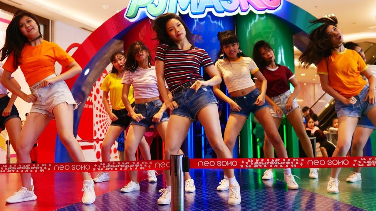 FDC KPOP DANCE COVER IN PUBLIC INDONESIA #FDCenter #FDCover