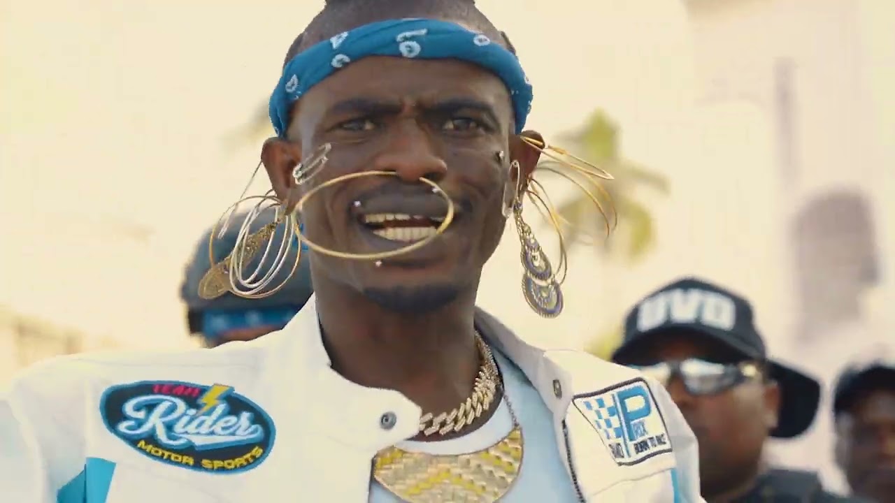 Izo - Konbyen Fwa feat. Tet Pa Dwat  (Video Officiel)