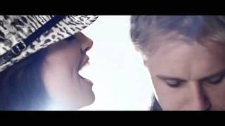 Armin van Buuren ft Sharon den Adel - In and Out of Love