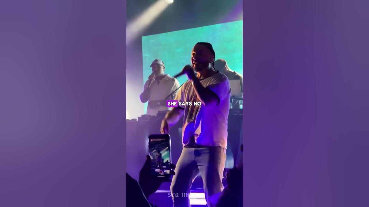 J Balvin - Azul 💜️ #shorts #songlyrics #music #liveperformance