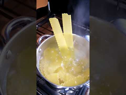 Vídeo: Como Cozinhar Lasanha
