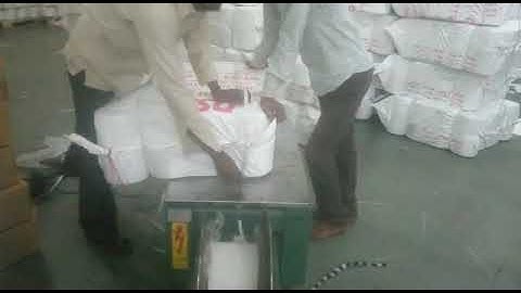 SIGNODE MAKE PP BAG SEMI AUTOMATIC STRAPPING MACHINE