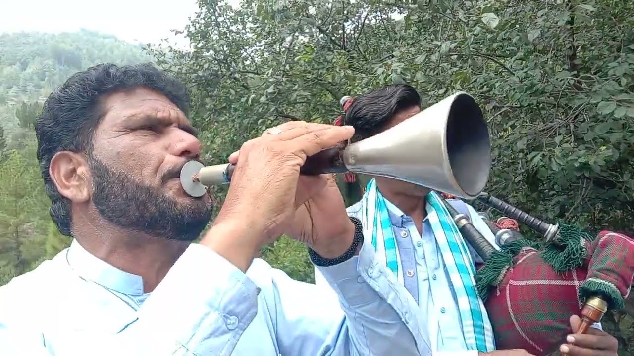 ونجھلی والڑیا توتے موں لئ او مٹیار @kashmiridholbaja Heer Ranjha movie song #dholtasha #been