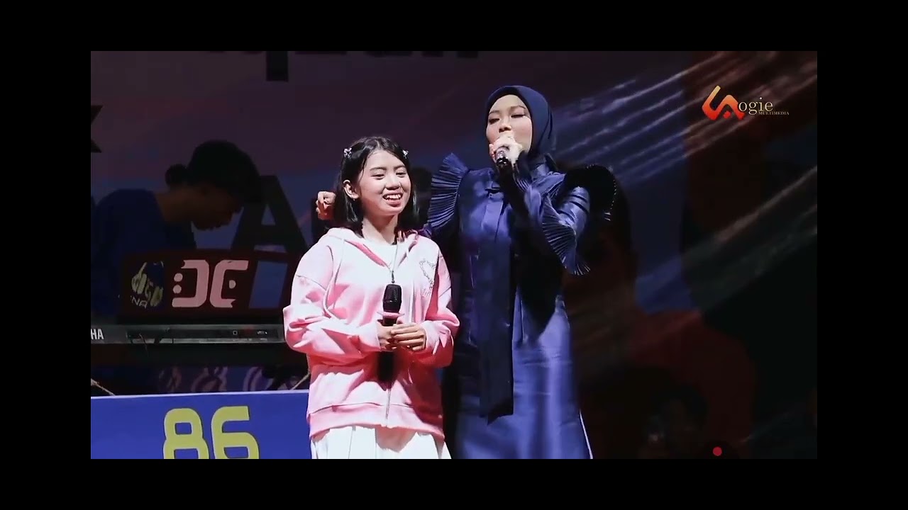 19/10/25,, Kolaka Timur (Sulawesi Tenggara) Selfi ajak anak didiknya bernyanyi Part 3