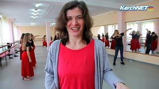 Керчь: шоу-балет "Алиса" готовится к выступлению в Большом театре Керчь: шоу-балет "Алиса" готовится к выступлению в Большом театре