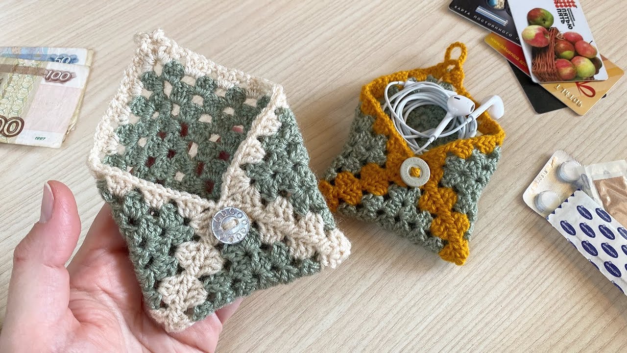 Crocheted envelope for small things 🍪🐧
