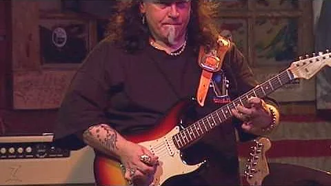 Smokin' Joe Kubek & Bnois King - Tell Me Why (Live)