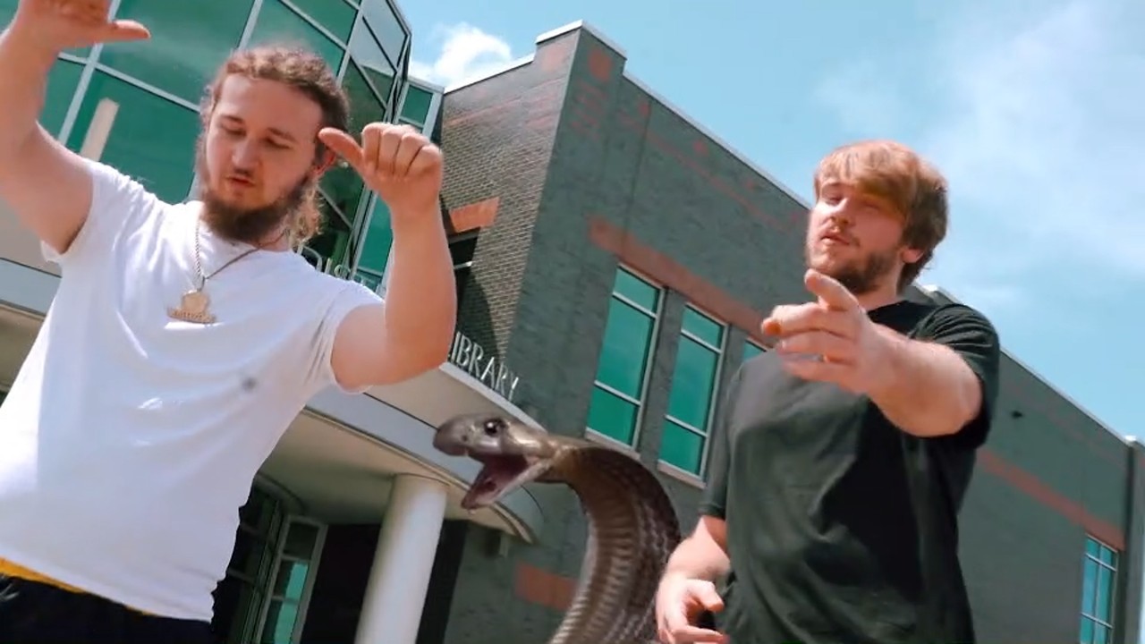 Obejrzyj Whiteloaf & Larrair "Moose" (Official Music Video) w YouTube Obejrzyj Whiteloaf & Larrair "Moose" (Official Music Video) w YouTube