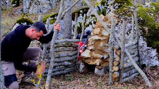 Building A Bushcraft Survival Shelter I Made A Stone Oven Using Clay 1 Days Solo Camping Resimi