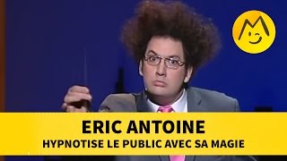 Eric Antoine hypnotise le public avec sa magie