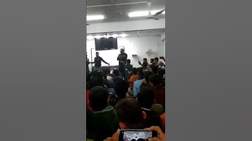 Utkarsh classes jodhpur Akshay sir singing a song | cute voice  😍| #shorts #shortsfeed #trending