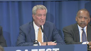 Mayor De Blasio, NYPD Officials Monthly Crime Statistics Meeting