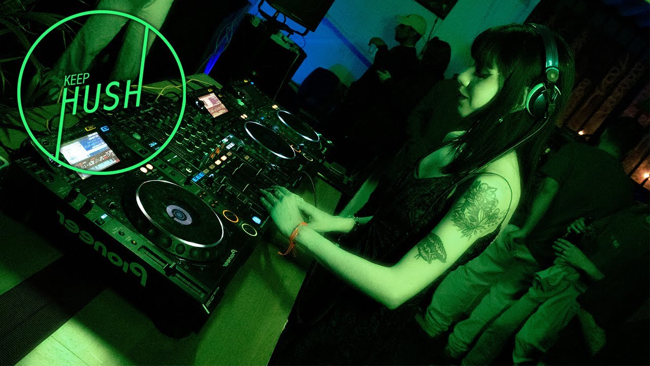 Valia at Keep Hush  Live Bogotá: Casa Aichh Takeover