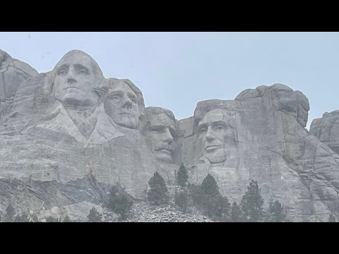 Videó: 75 Meglepő Tény A Mount Rushmore-ról - Matador Network