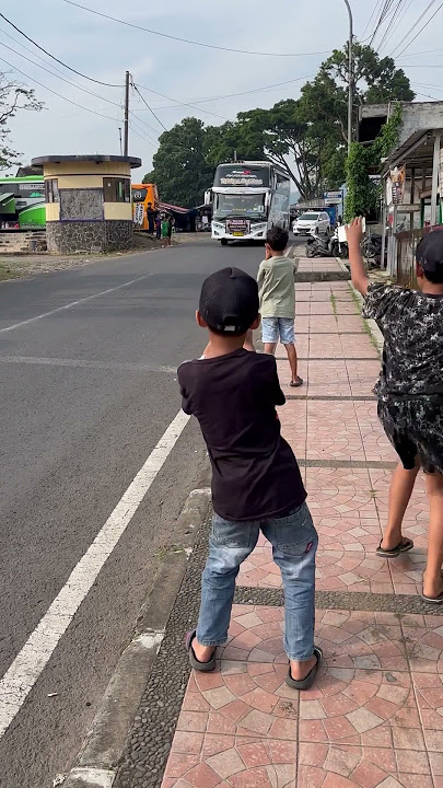 BASURI BUS RADEN SYAHID PECEL BALAP #teloletbasuri #busmania