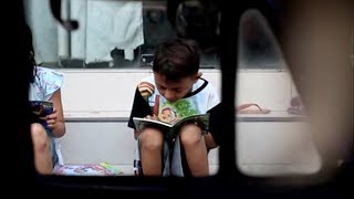 Mobile library promotes literacy in Jakarta