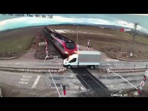 Video: Trafikten Kaçının ve Maine Trenine Binin