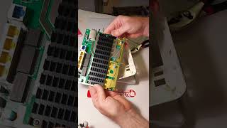 Router Tear Down WHAT'S INSIDE!?