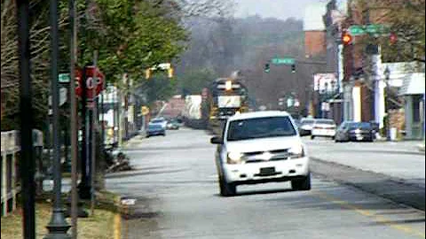 NS Street Running in Augusta AWESOME HORN! 1/5/08 pt1.