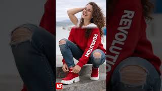 „Mein Kopf sagt Sport, aber mein Herz schreit Pizza. Ich folge immer meinem Herzen.“ #model #nina