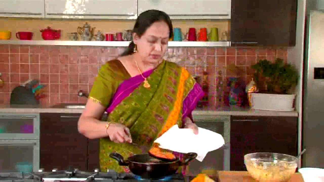 Paruppu Vadai with Coconut chutney | Sanjeev Kapoor | Sanjeev Kapoor Khazana