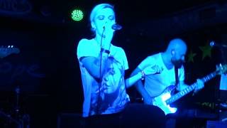 EMILY CHEKHOV Live @Cologne MTC – Soft Animal Machine screenshot 5