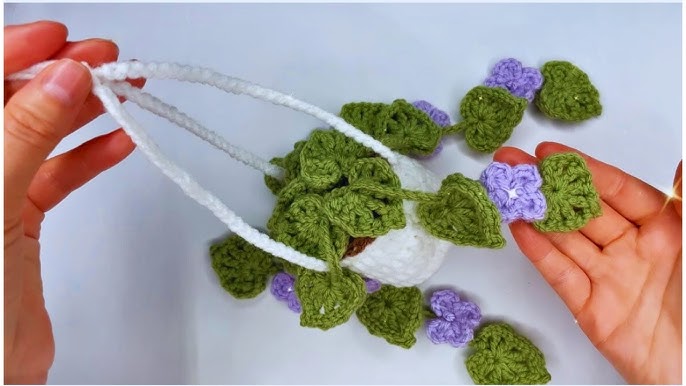 Crochet Hanging Vines with Flowers  Crochet Hanging Plant Tutorial 