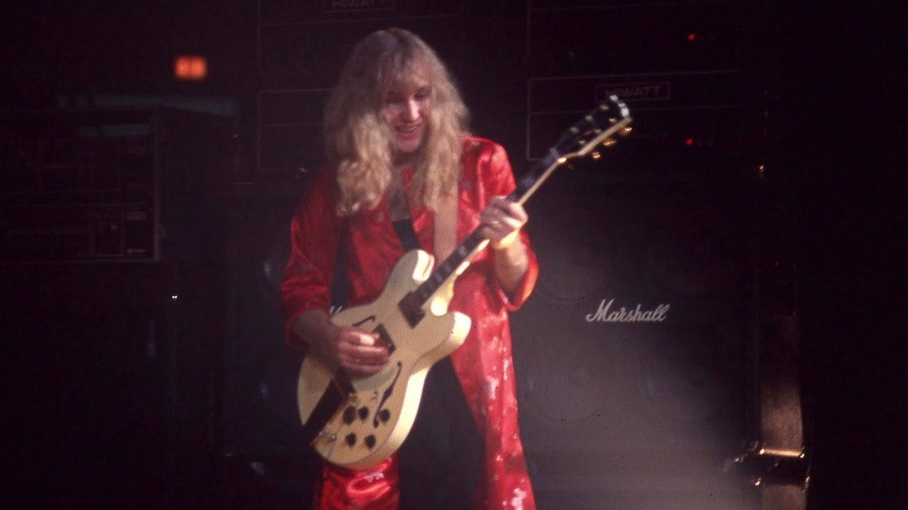 Rush - Fly by Night / In the Mood (Isolated Guitar) [All the World's a Stage]