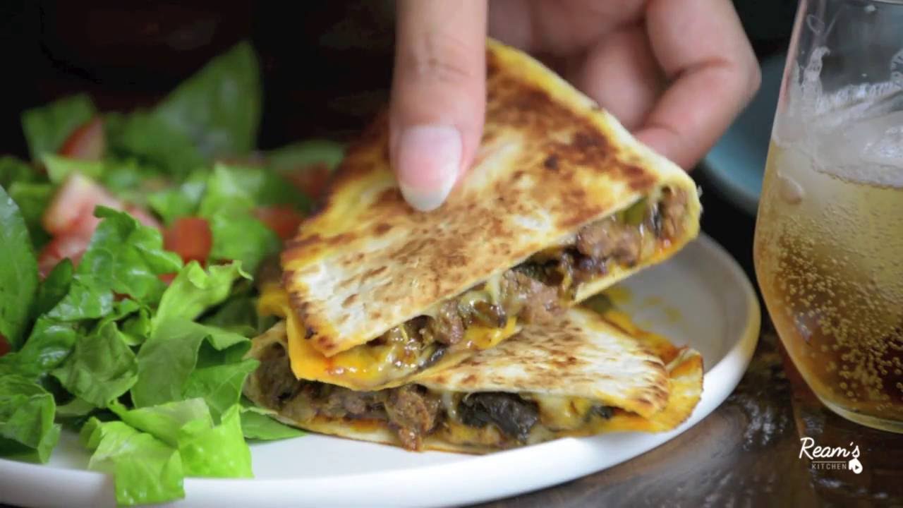 Beef Quesadilla كاساديا باللحمة YouTube