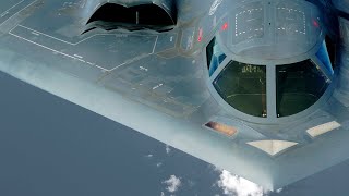 Como o B-2 Spirit se equilibra em voo?