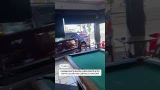 #paraná CAMINHONETE INVADE LANCHONETE APÓS FORTE COLISÃO NO CENTRO DE IVAIPORÃ